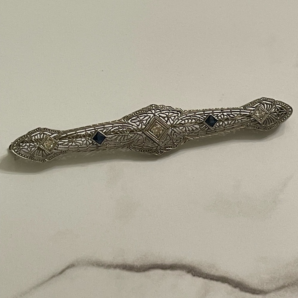 French Art Deco 14K white gold brooch